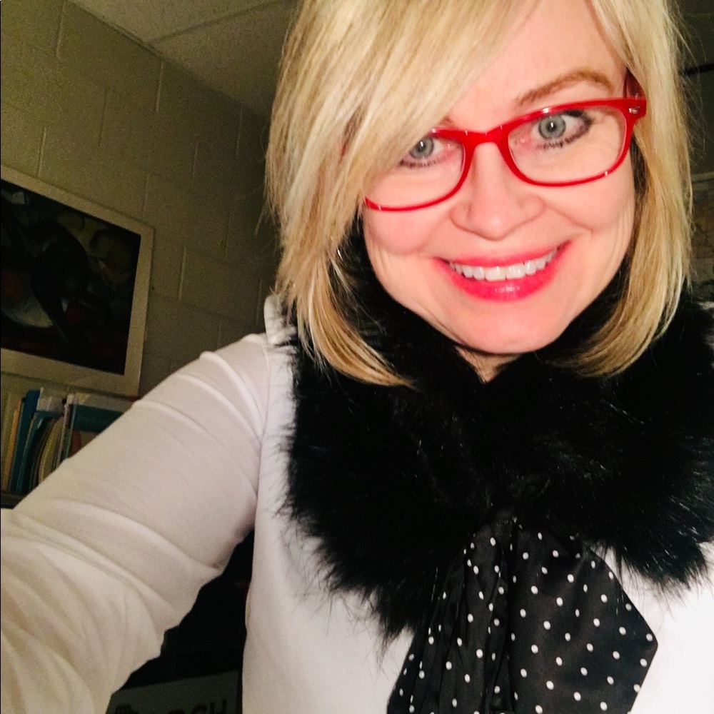 Meet your Posher, Teresa